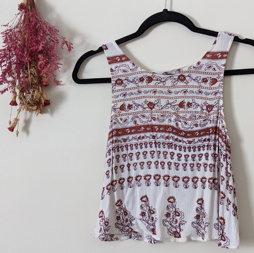 Patterned crop top